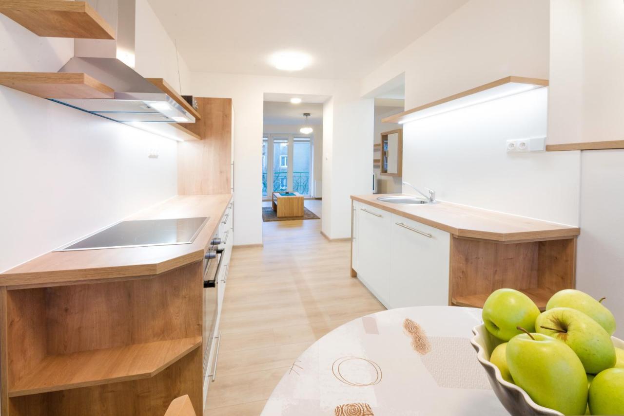 Apartman Razusa Centrum 班斯卡-比斯特里察 外观 照片