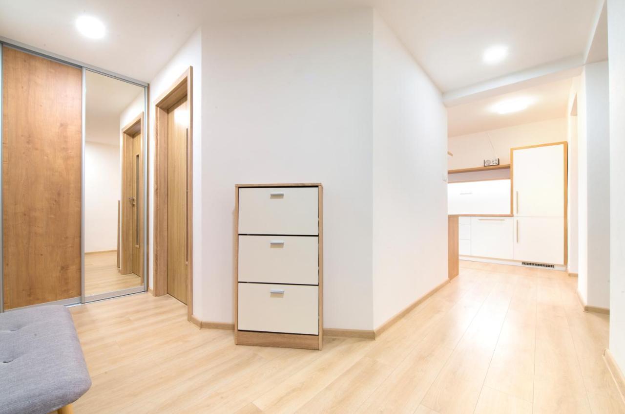 Apartman Razusa Centrum 班斯卡-比斯特里察 外观 照片